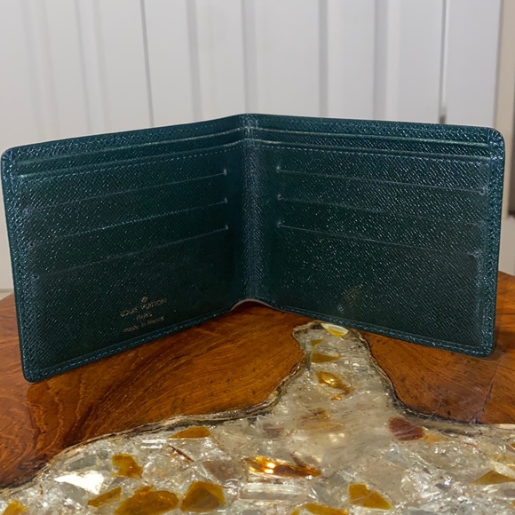 Louis Vuitton Tiaga Bifold Wallet Forrest Green - Pristine (Wallet Only) - Picture 4 of 11